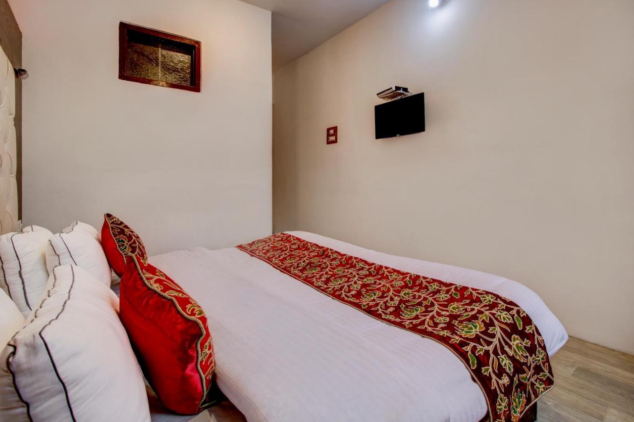 Hotel Royal Hameed Srīnagar Buitenkant foto